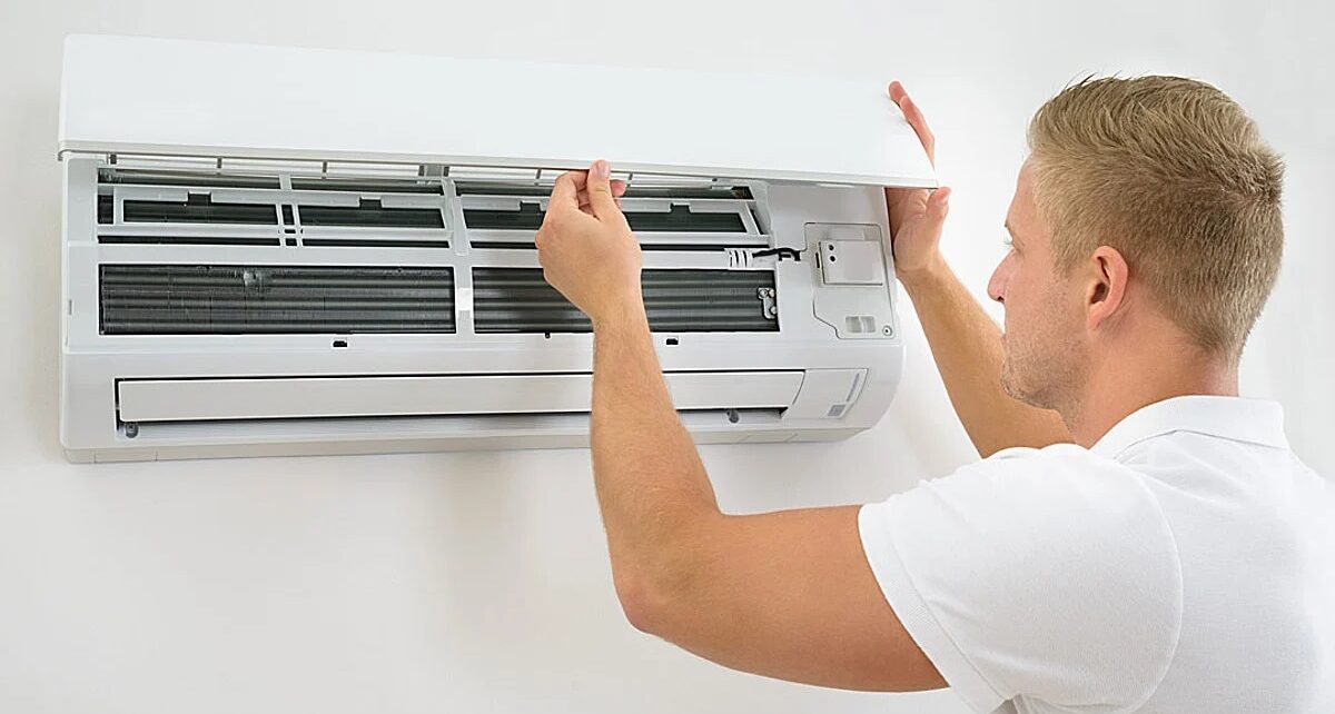 The Role of AC Maintenance in Improving Indoor Air Quality 🌿